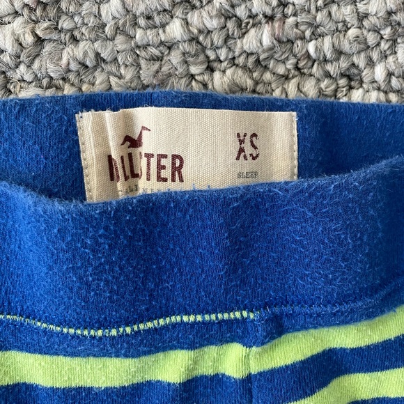 Hollister Pajama Set - Picture 3 of 4